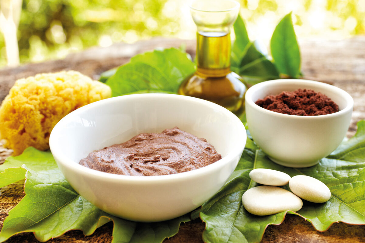 Botanical oils and natural preparation ingredients